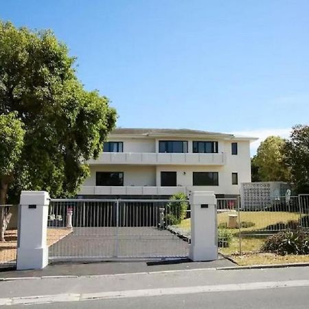 Cape Dawn Guest House Parow Buitenkant foto